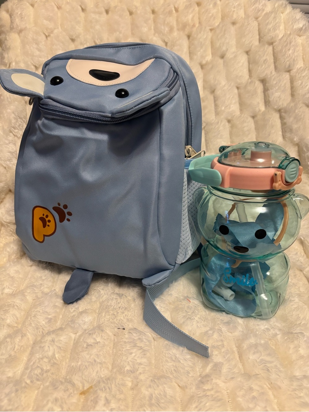 Mochila y botellita para niño 💙